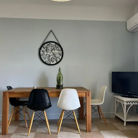 Bright And Spacious 1 Bedroom With Sofa Bed In Living , French Riviera Apartment