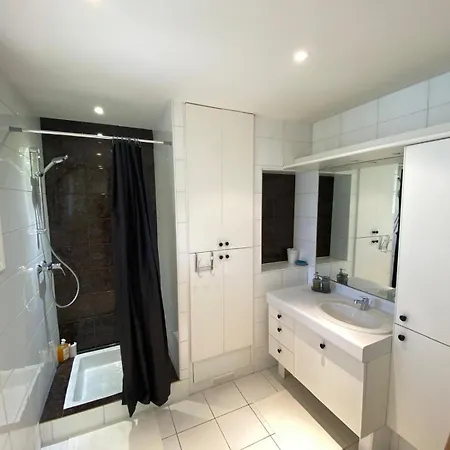 Bright And Spacious 1 Bedroom With Sofa Bed In Living , French Riviera *